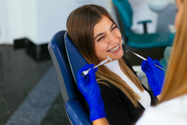 Best Tooth Extraction  in Salt Creek Commons, IN